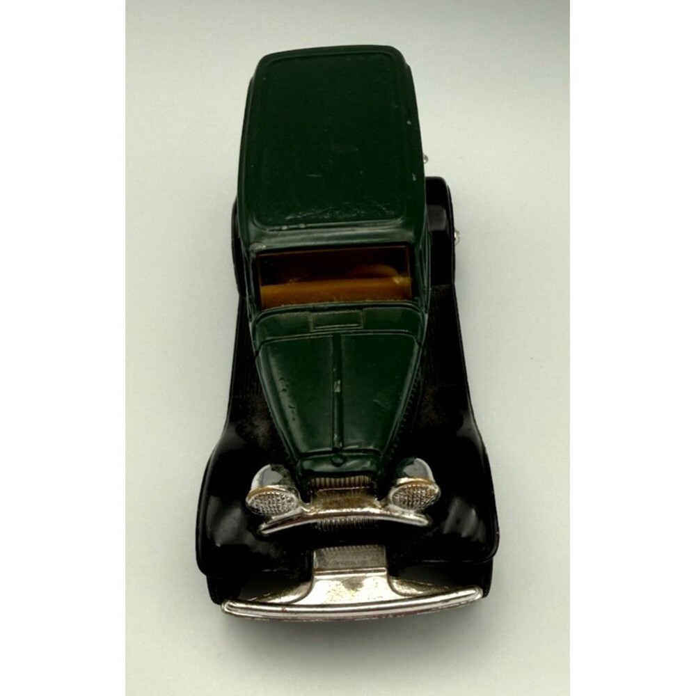 Vtg Vehicles ERTL 1932 Ford Panel Delivery Truck ,Perfection Oil Burning Stoves